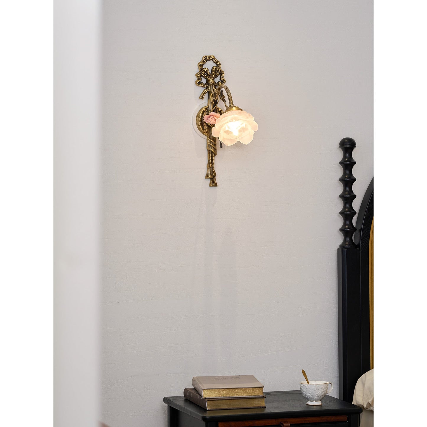 Rosalie Floral Wall Lamp