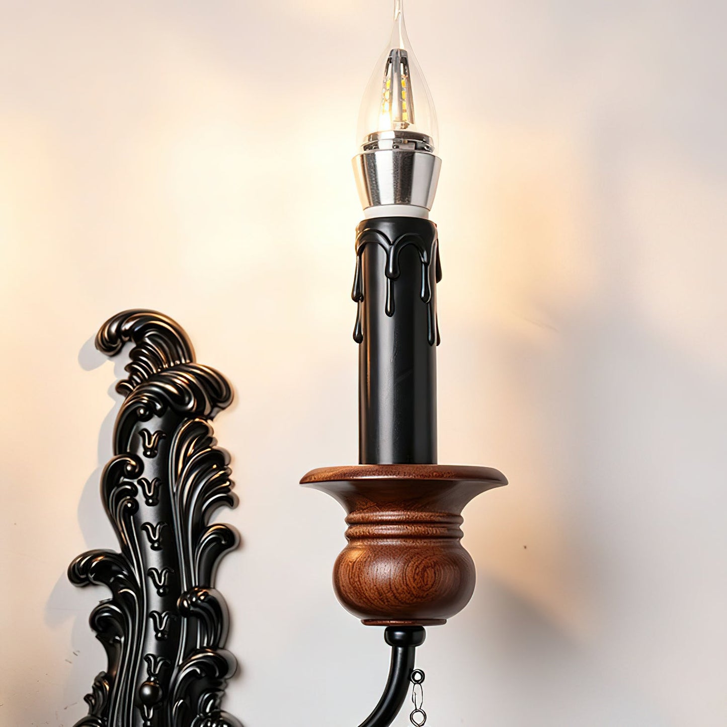 Windsor Wall Sconce