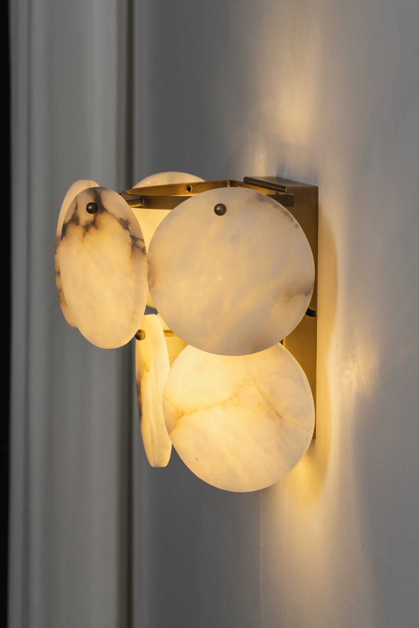 Riviera Alabaster Wall Lamp