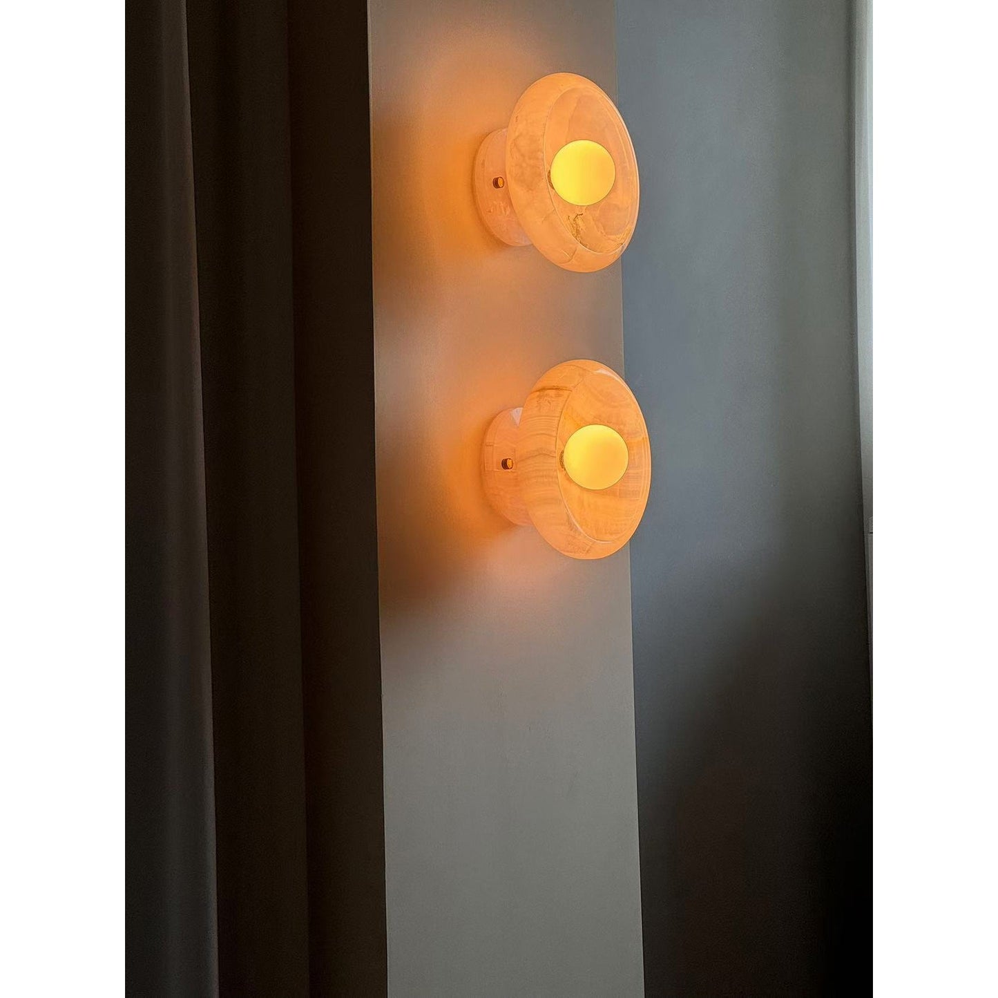 Piedra Marble Wall Lamp