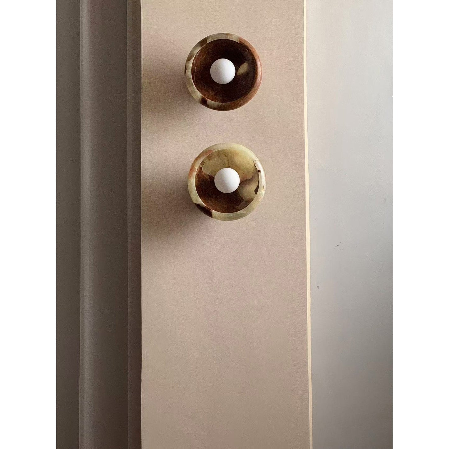 Piedra Marble Wall Lamp