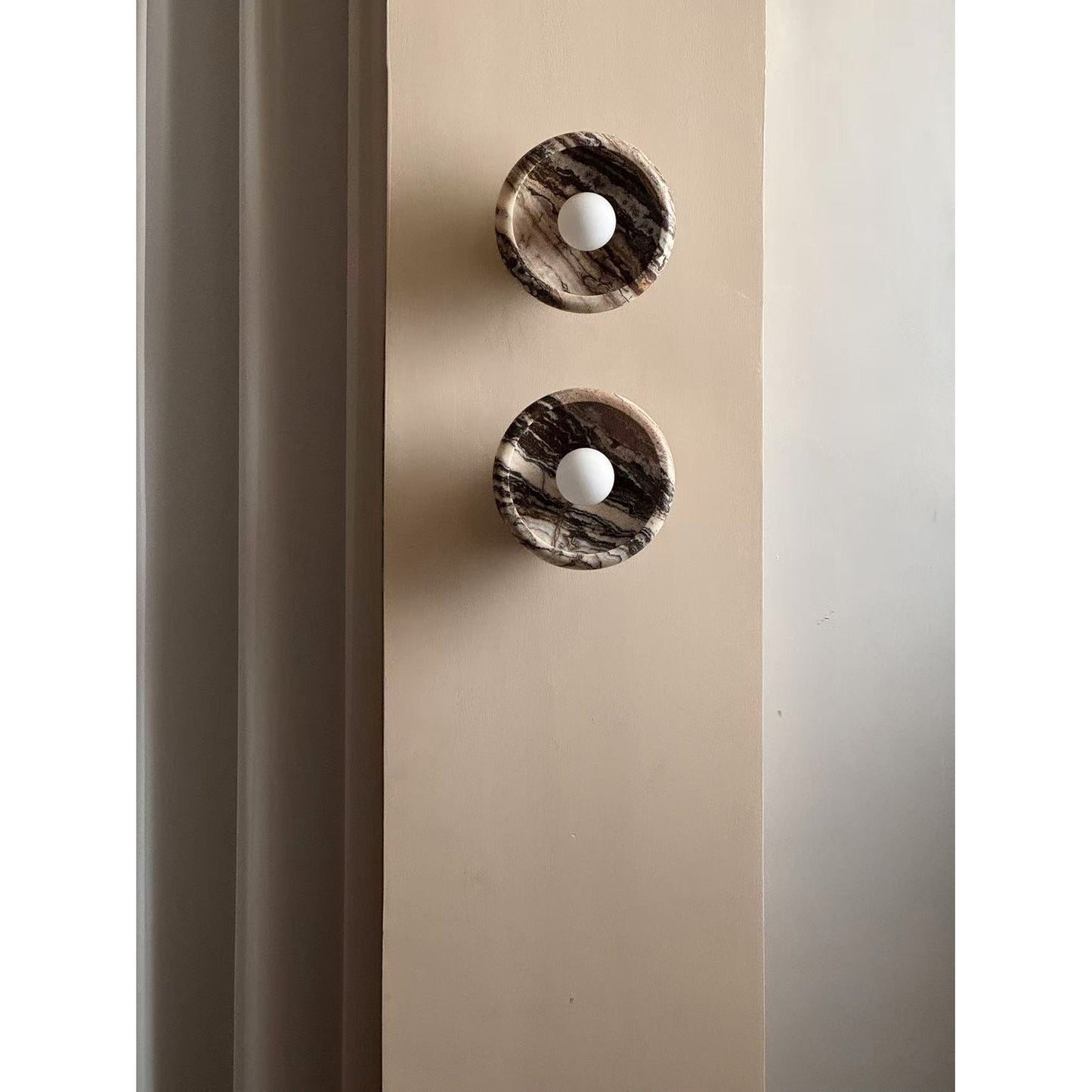 Piedra Marble Wall Lamp