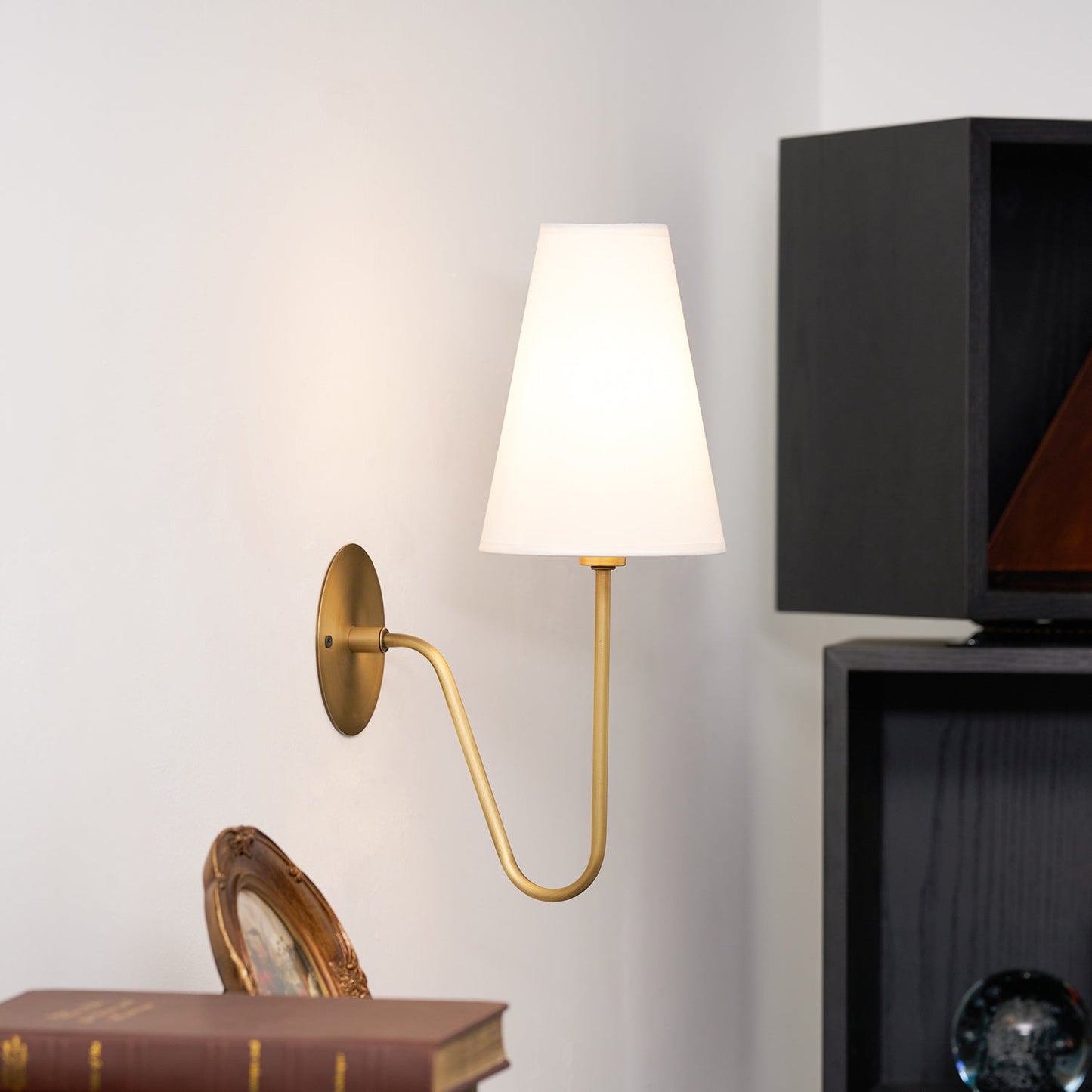Scoop Wall Lamp