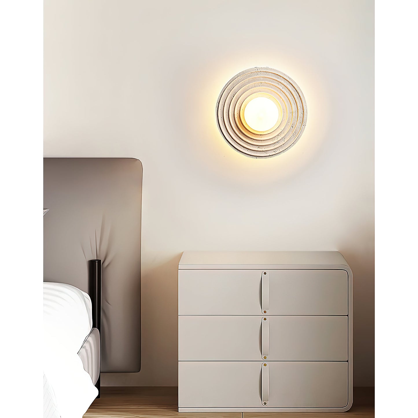 Selenitis Wall Lamp