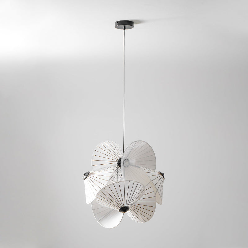 Serpentine Pendant Light