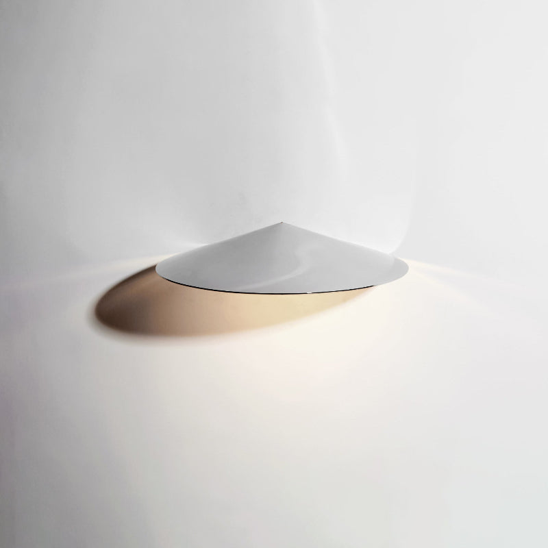 Shade Sconce