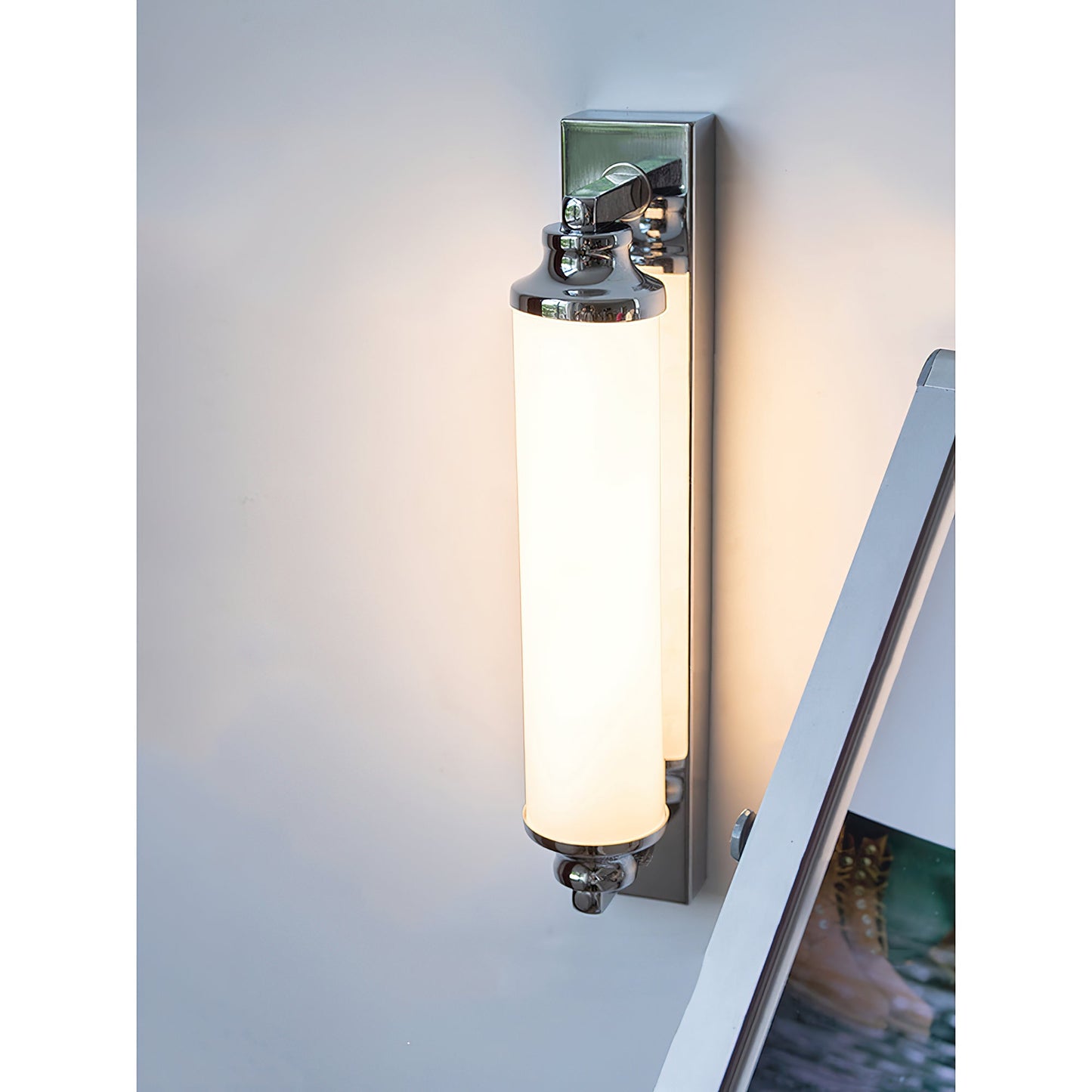 Sheridan Wall Lamp