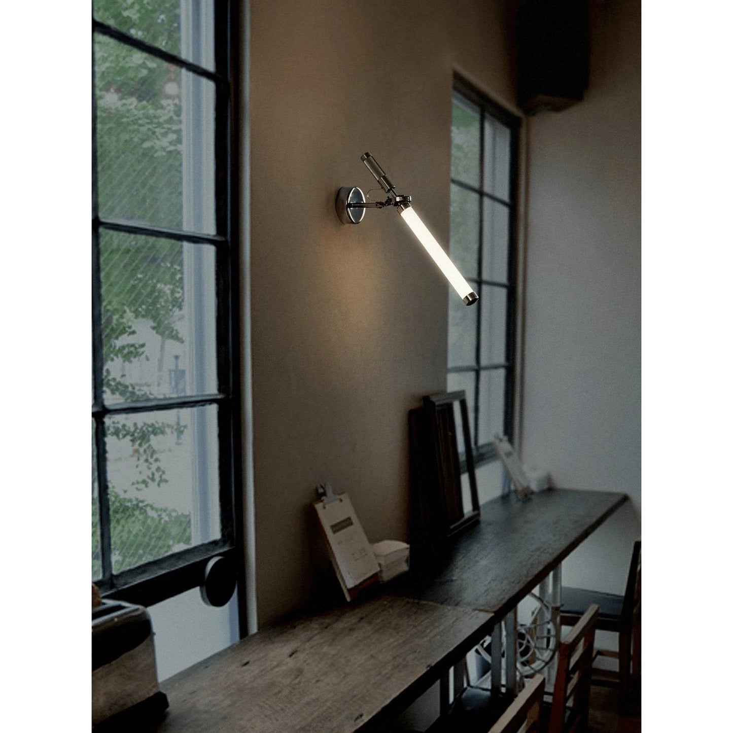 Skylark Wall Lamp