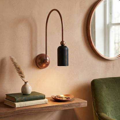 Madame Wall Lamp