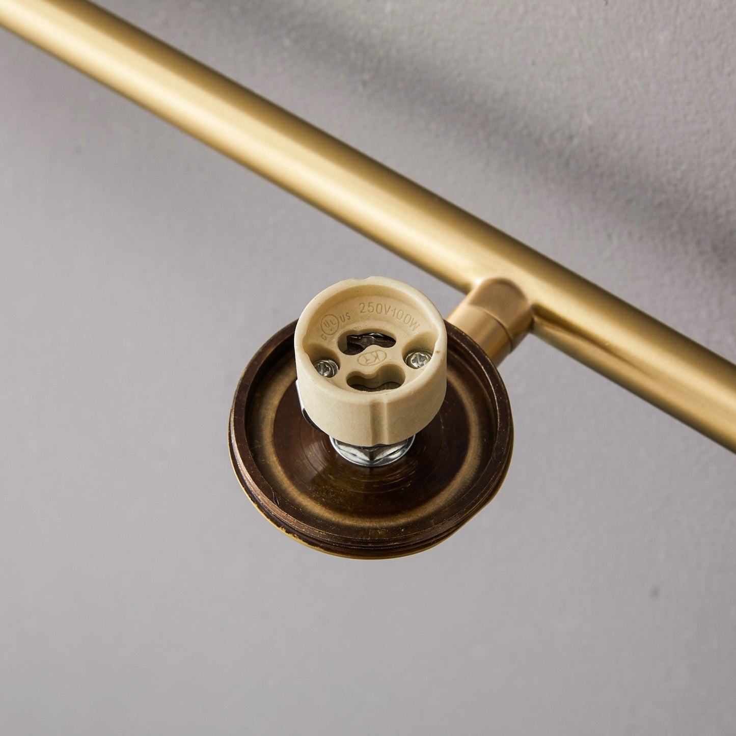 Taylor Adjustable Head Wall Lamp