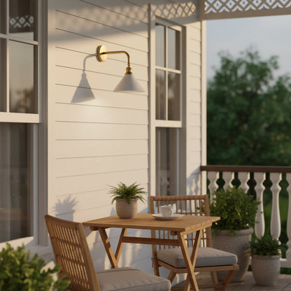 Thetford Wall Lamp