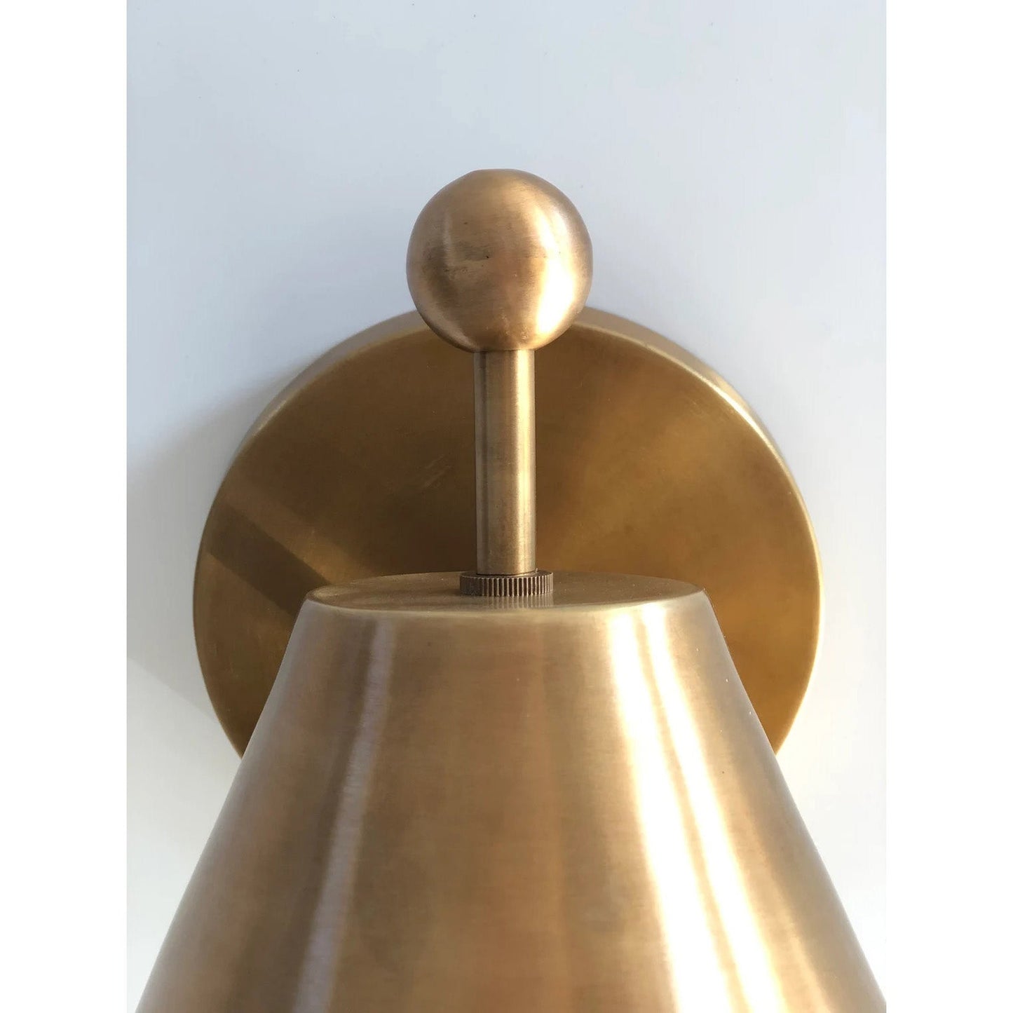 Traatten Wall Lamp