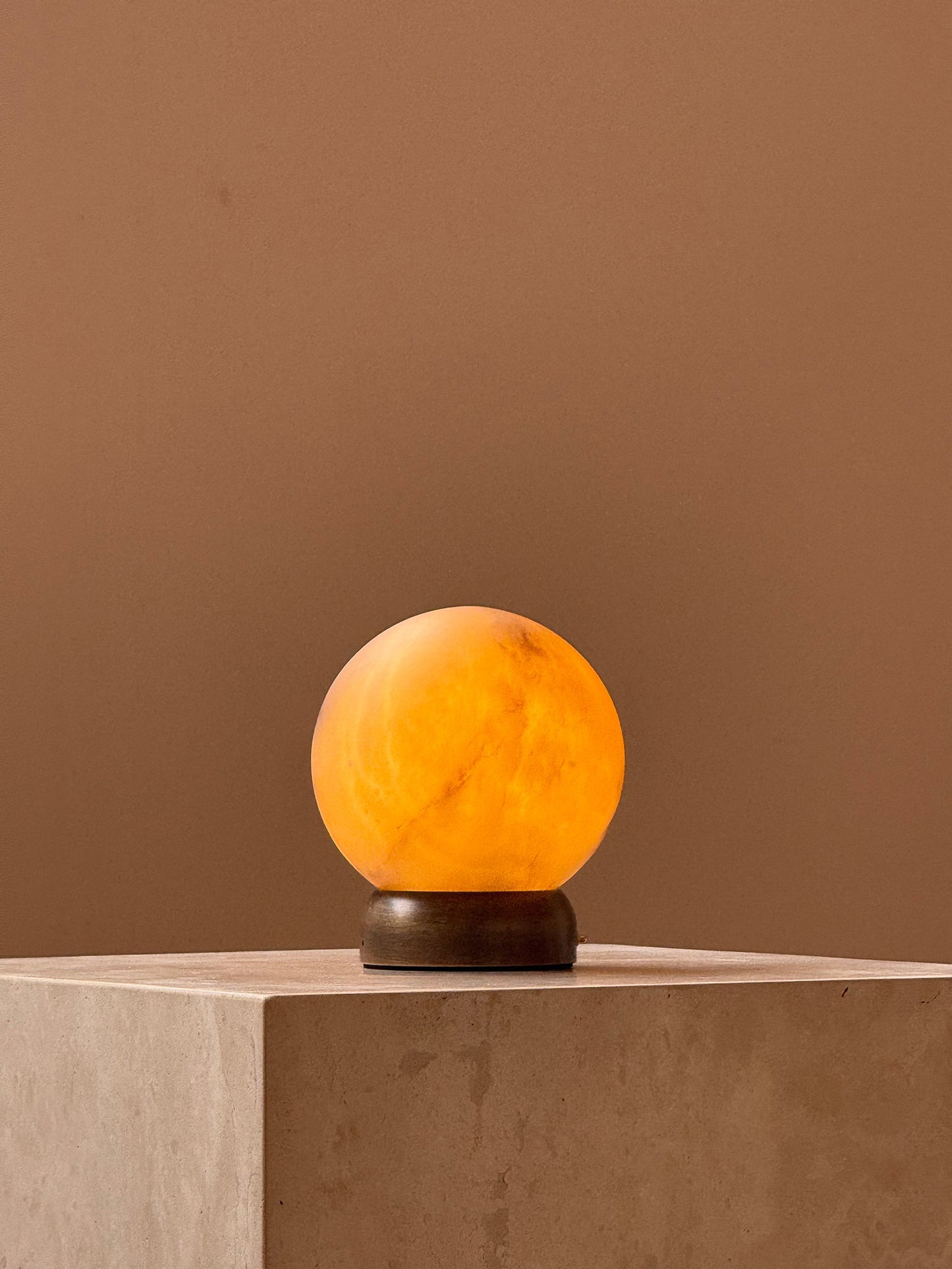 Trevi Table Lamp (Built-in Battery)