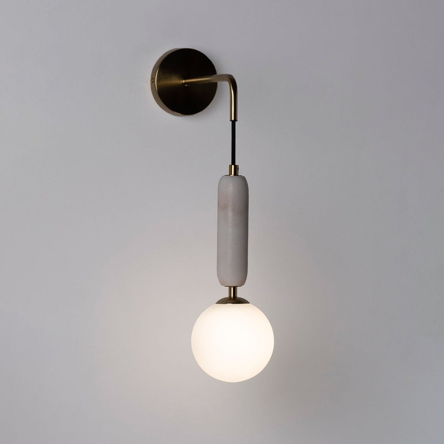 Valenes Wall Lamp