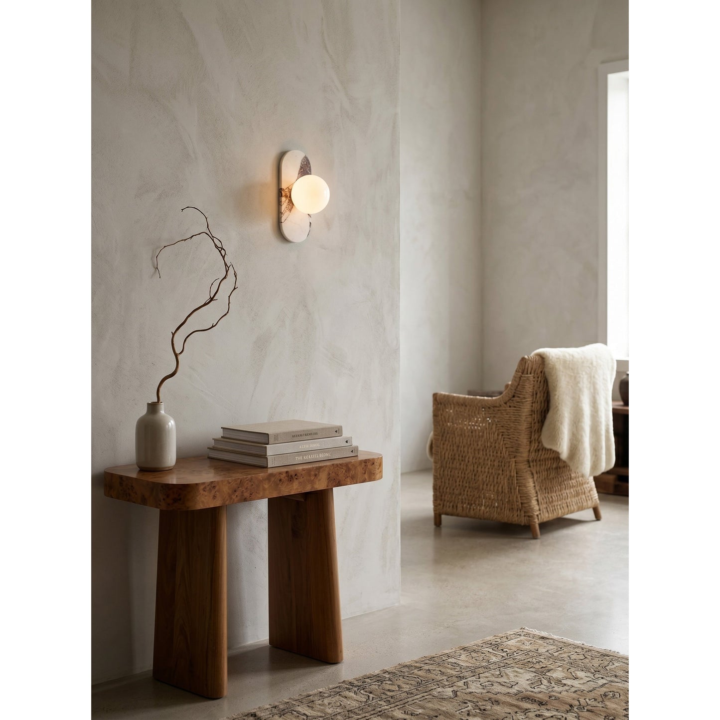 Viola Oval Wall Lamp
