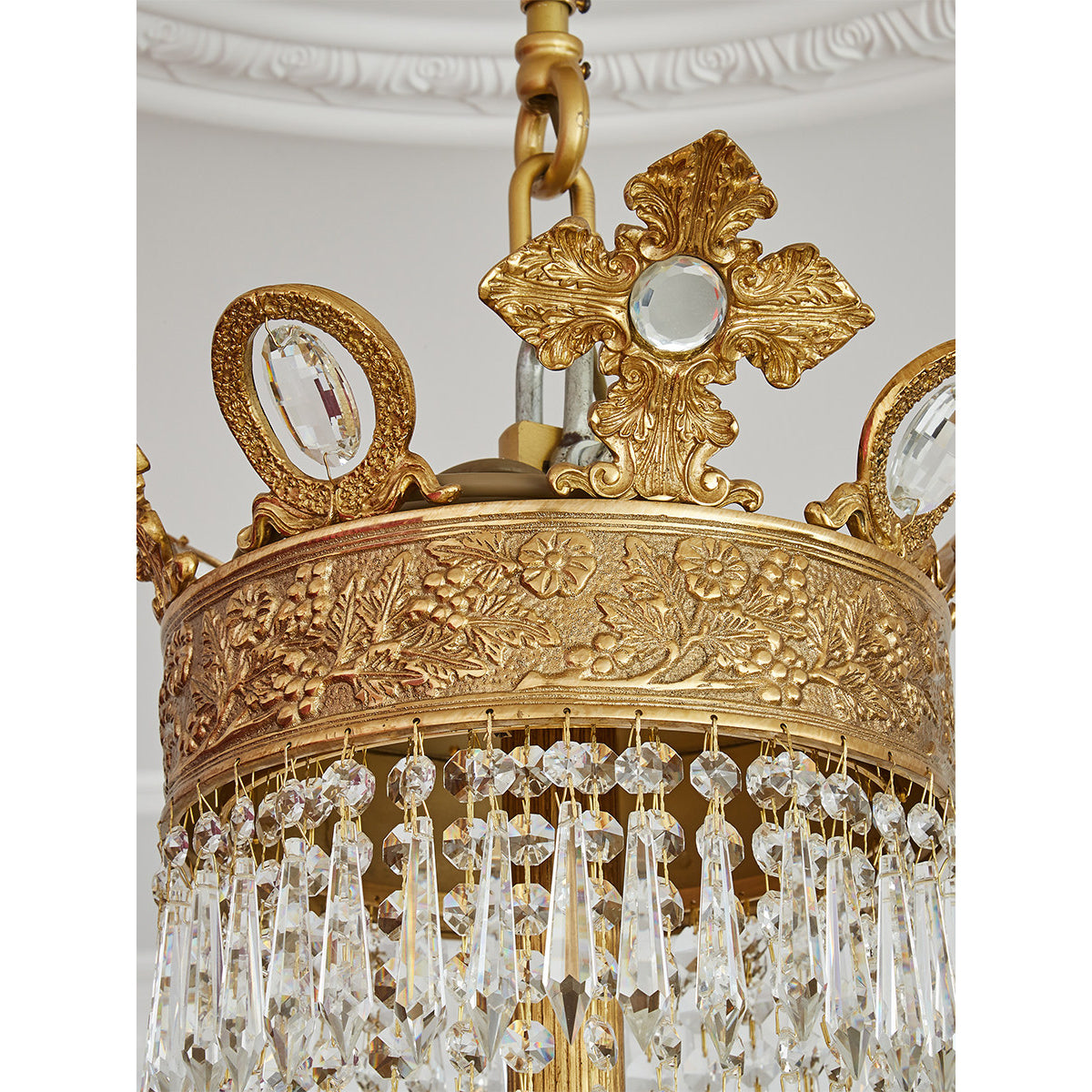 Zaira Grand Chandelier