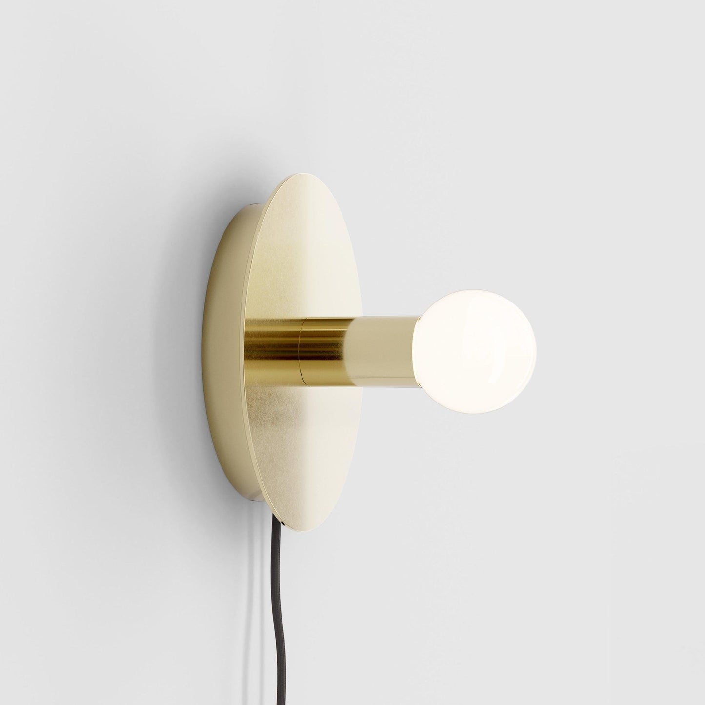 Dot Brass Wall Lamp
