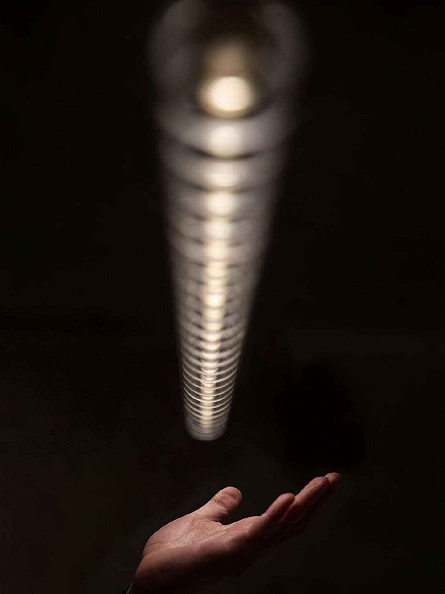 Loop Linear Pendant Light