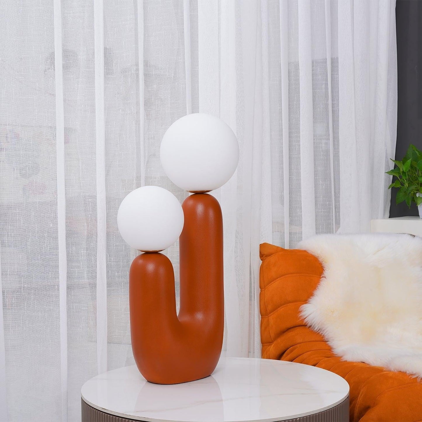 Oo Hand-Built Ceramic Statement Table Lamp