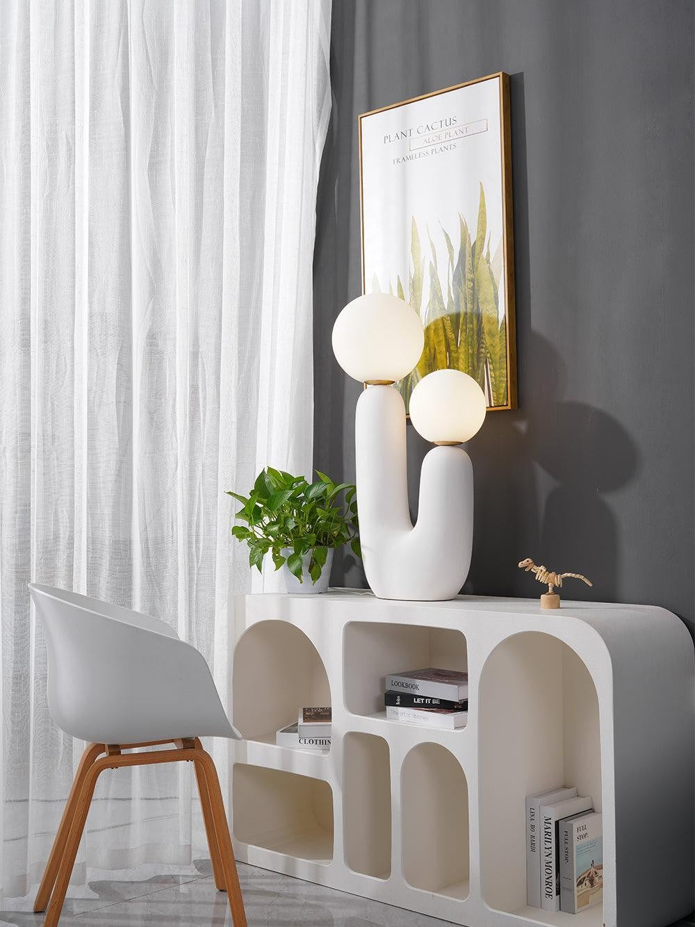 Oo Hand-Built Ceramic Statement Table Lamp