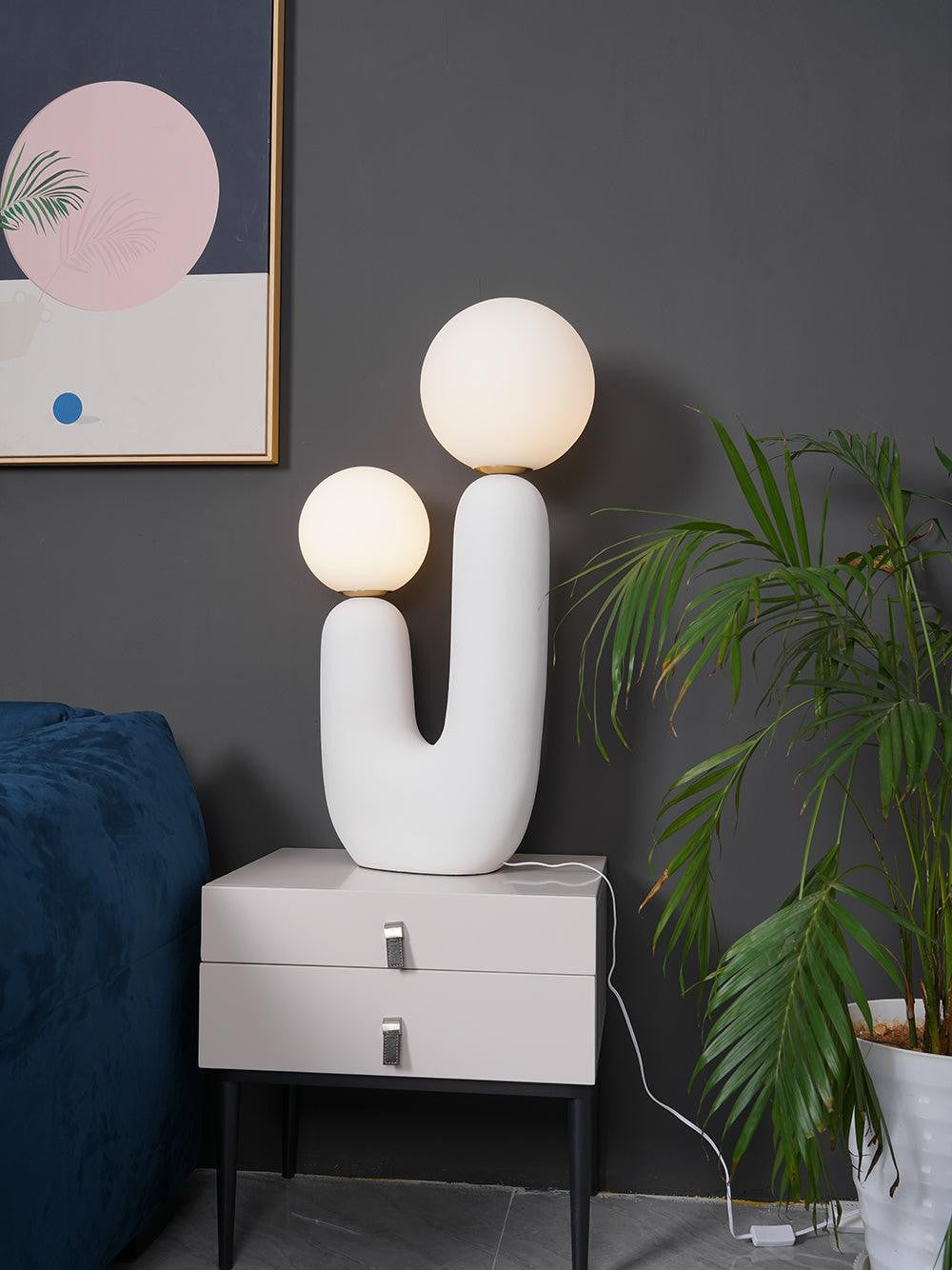 Oo Hand-Built Ceramic Statement Table Lamp