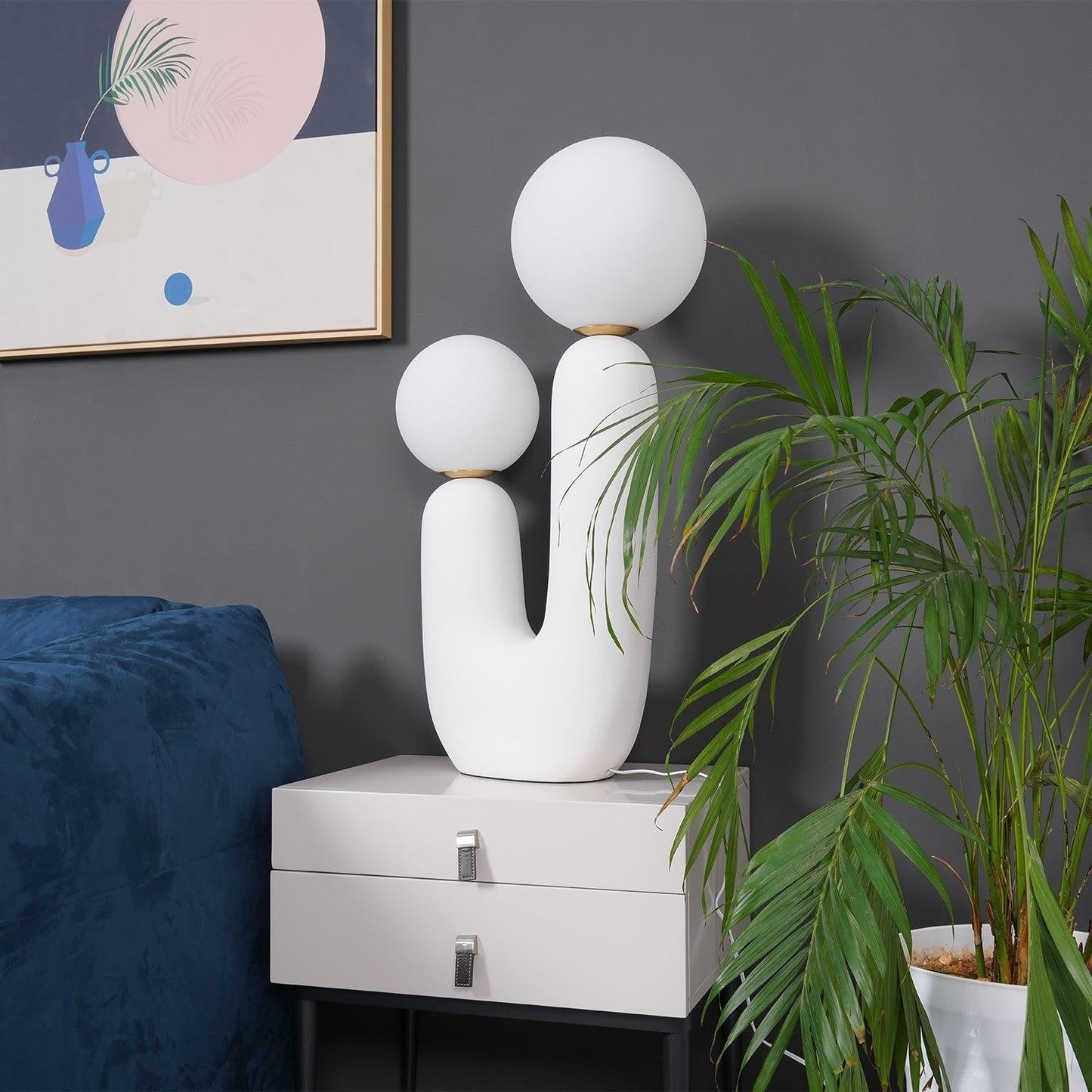 Oo Hand-Built Ceramic Statement Table Lamp