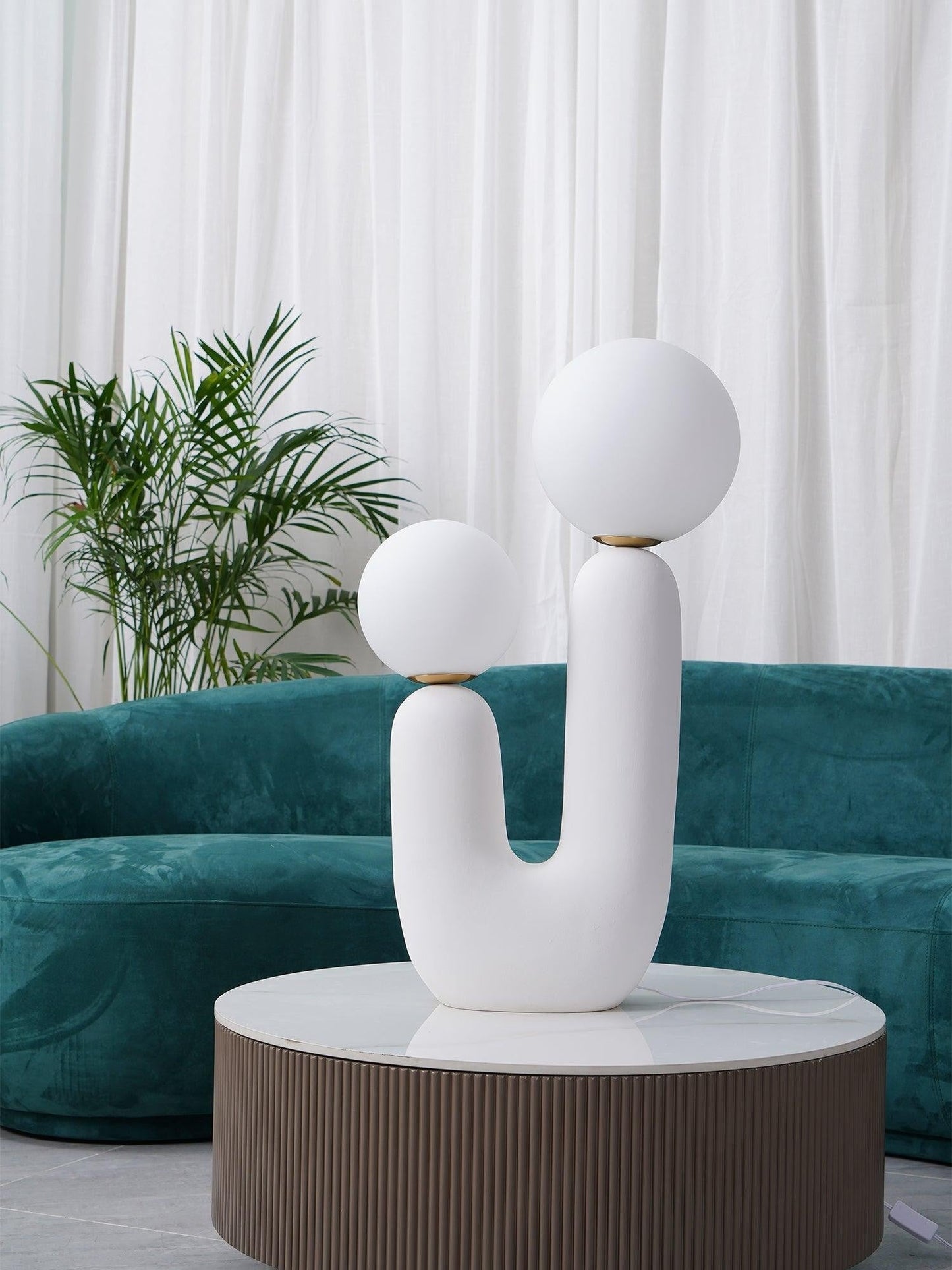 Oo Hand-Built Ceramic Statement Table Lamp