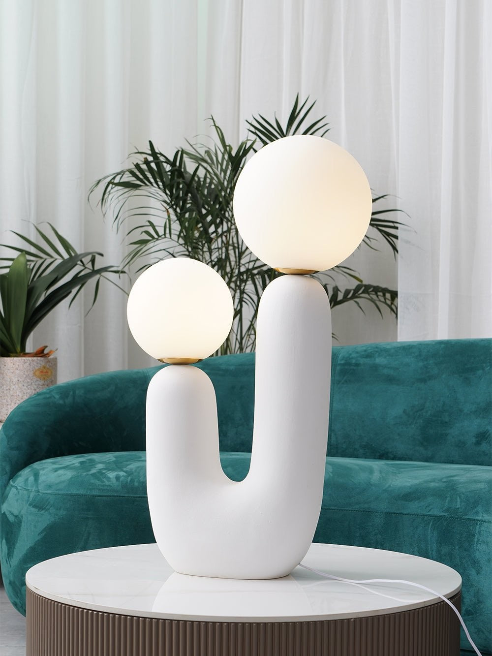 Oo Hand-Built Ceramic Statement Table Lamp