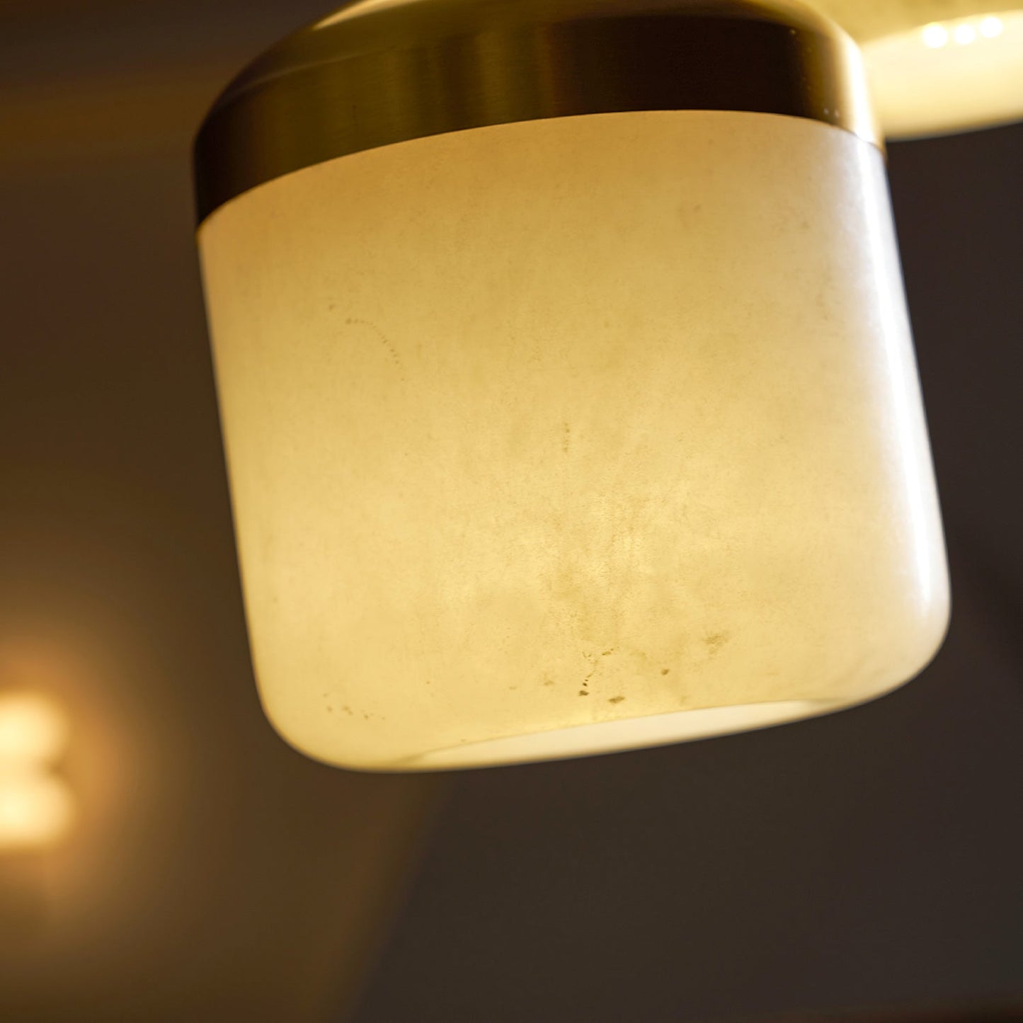Asta Alabaster Pendant Lamp