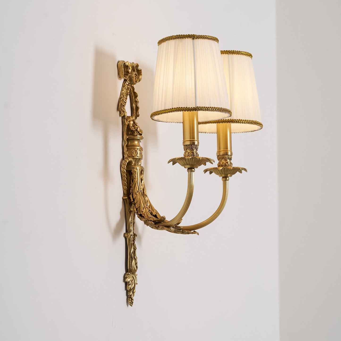 Claudine Wall Lamp