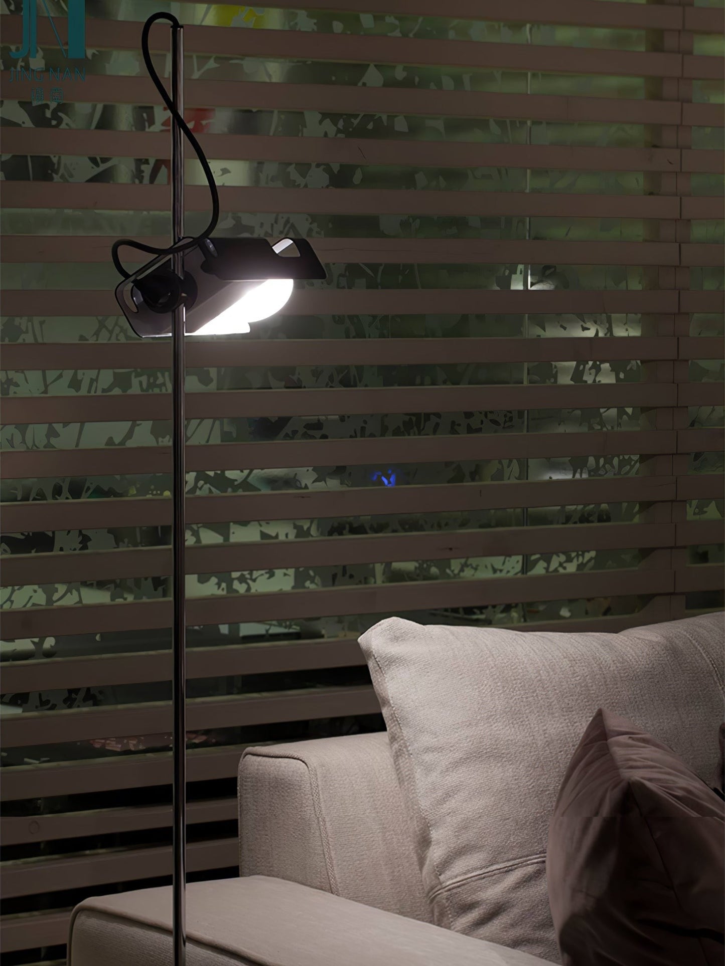 Spider Adjustable Floor Lamp