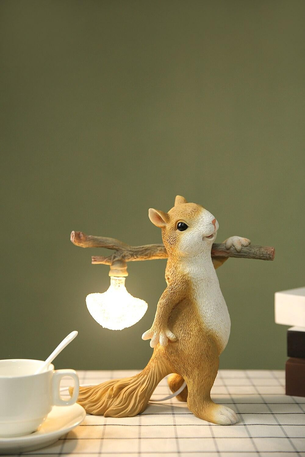 Squirrel Accent Table Lamp