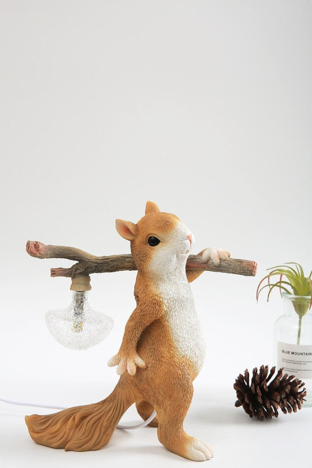 Squirrel Accent Table Lamp