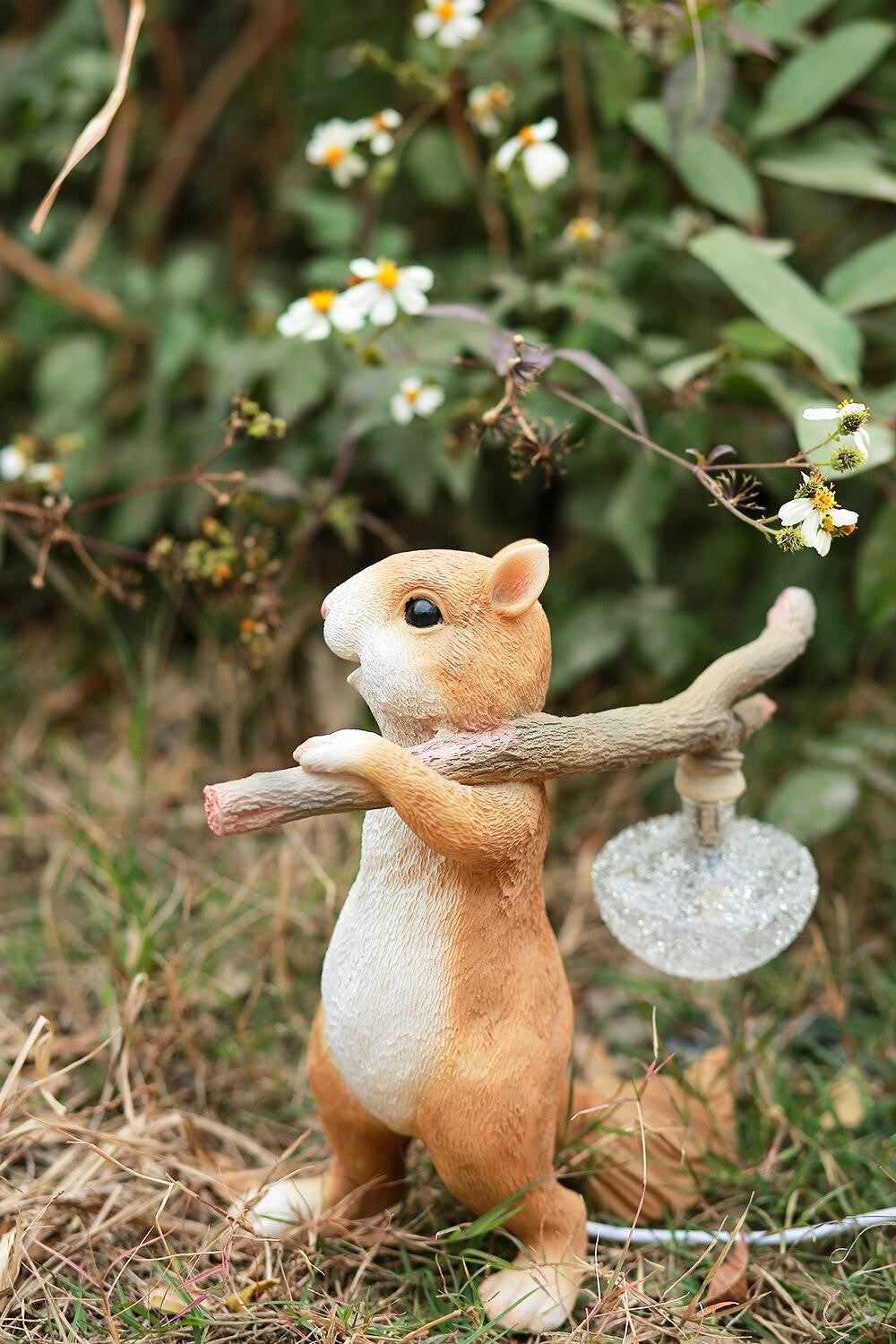 Squirrel Accent Table Lamp