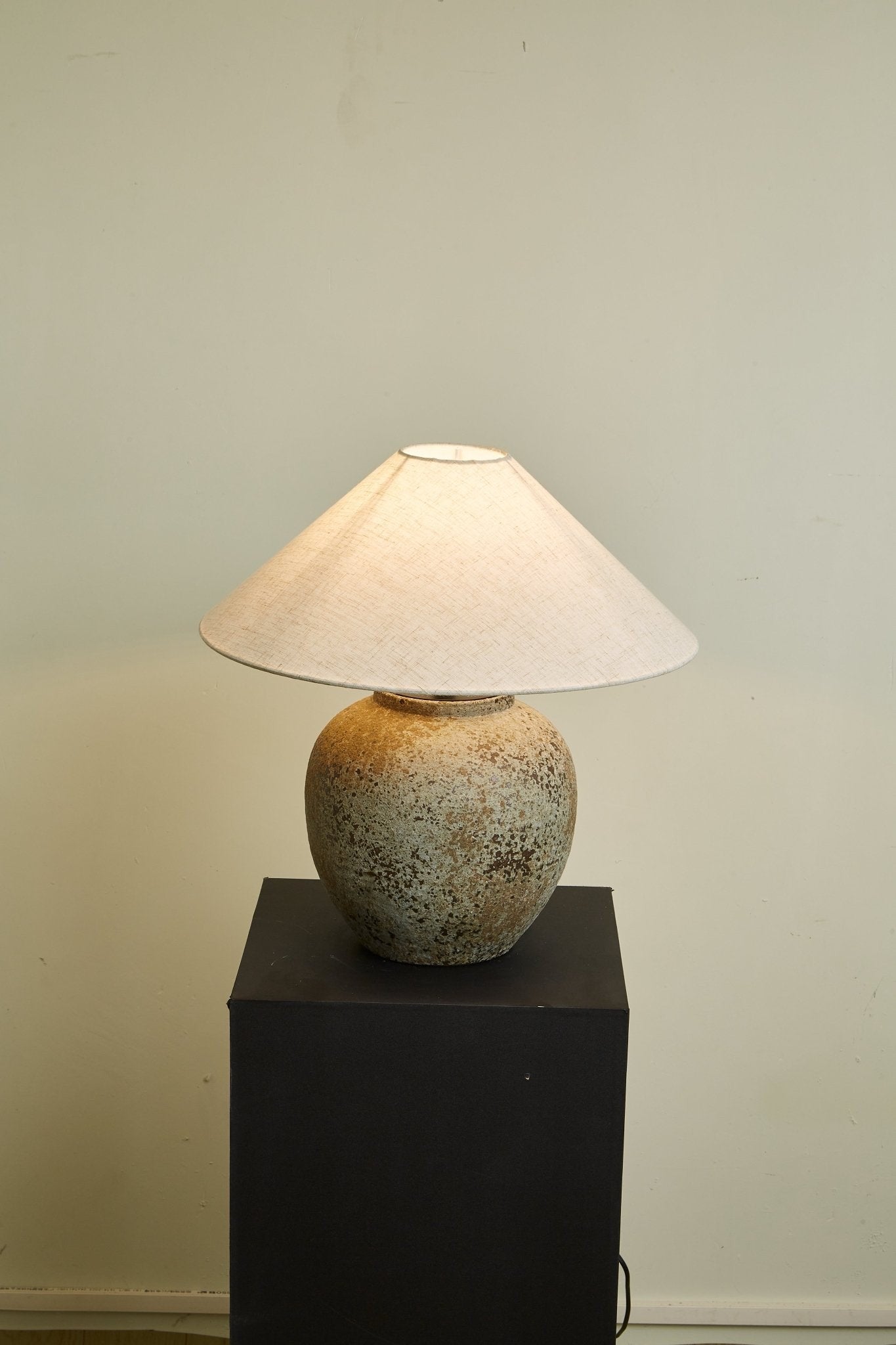 Terra Vessel Ceramic Table Lamp